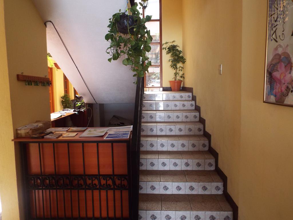 Hotel Kasa Kamelot Quetzaltenango Exterior foto